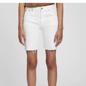 Gap Bermuda raw edge white denim shorts